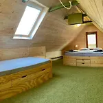 Lodge Na Konci Louky